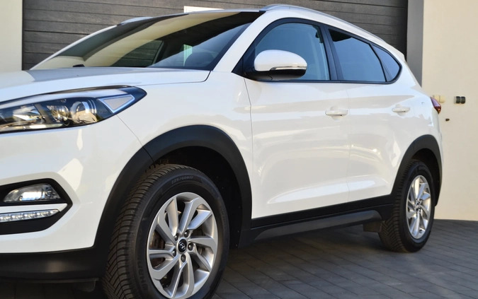Hyundai Tucson cena 69900 przebieg: 110000, rok produkcji 2018 z Gryfino małe 781
